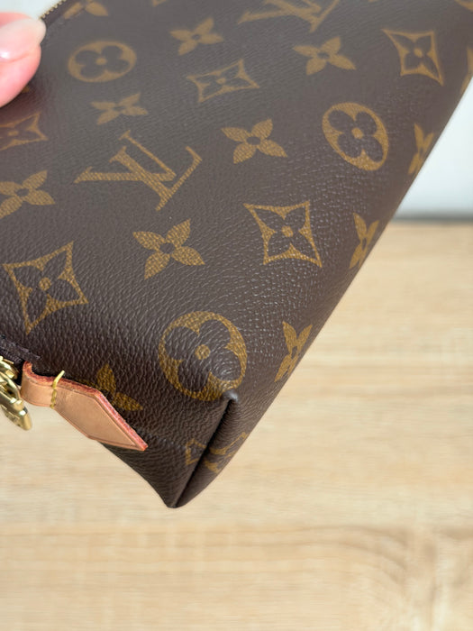 Louis Vuitton cosmetic pouch pm
