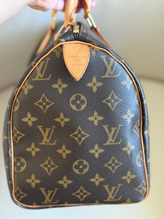 Louis Vuitton Speedy 30
