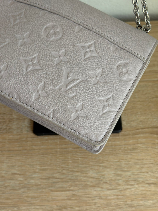 Louis Vuitton Rosy Wallet on Chain in Brume