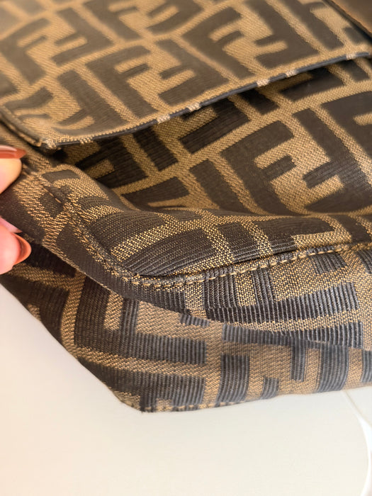 Fendi Mama Maxi Baguette