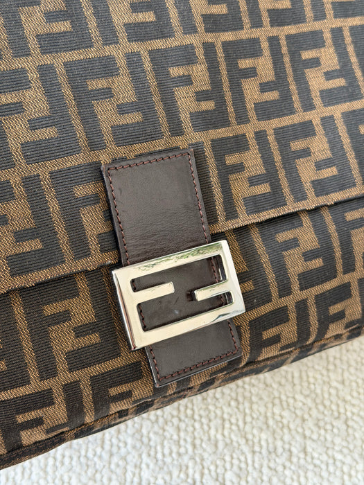 Fendi Maxi Mama Baguette