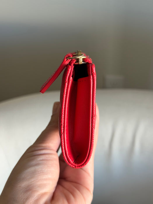 Chanel zipped card holder