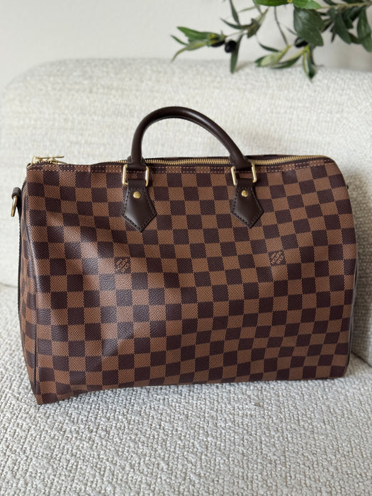 Louis Vuitton Bandouliere 35