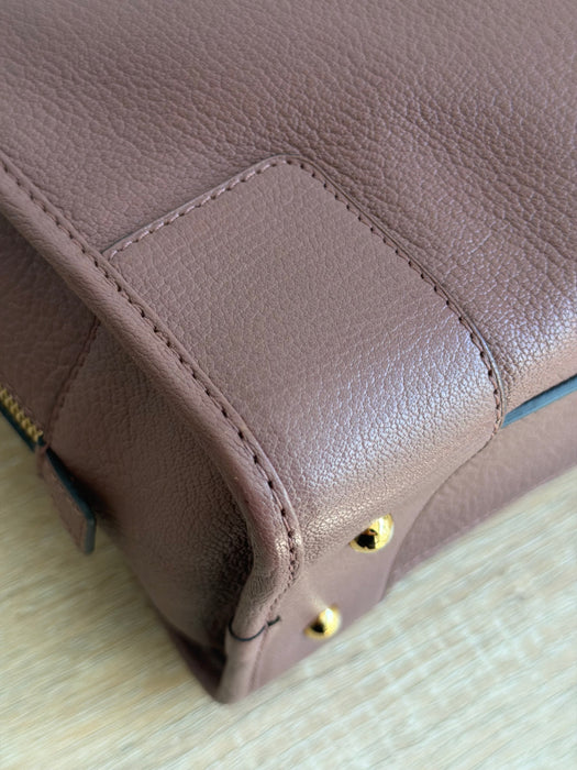 Loewe Amazona 28