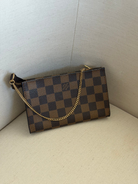 Louis Vuitton Bucket Damier Ebene Chain Pochette