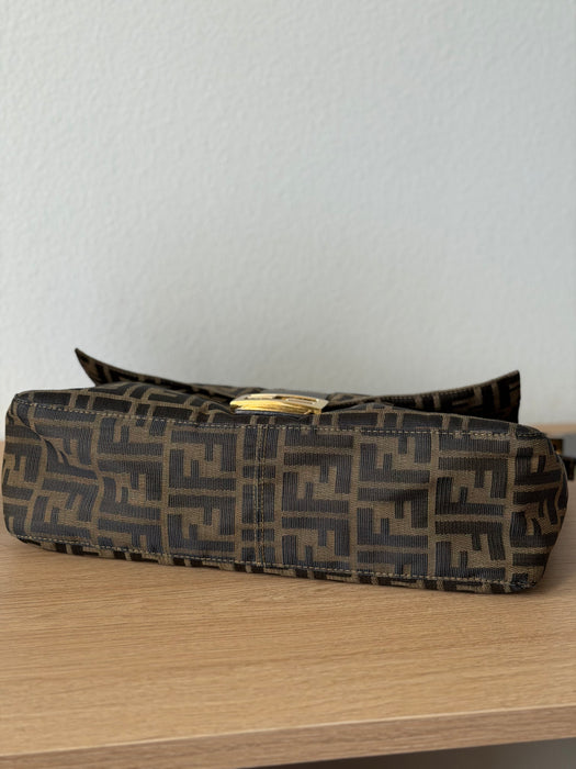 Fendi Mama Maxi Baguette GHW