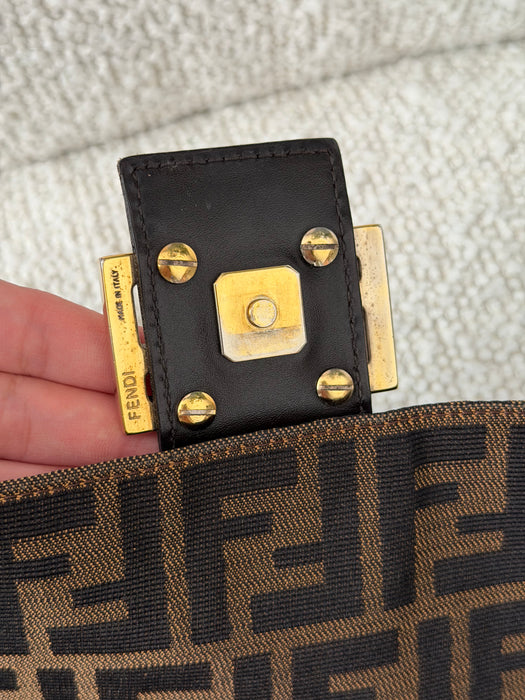 Fendi Mamma Baguette GHW
