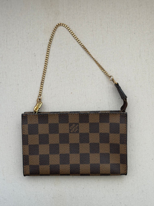 Louis Vuitton Bucket Damier Ebene Chain Pochette