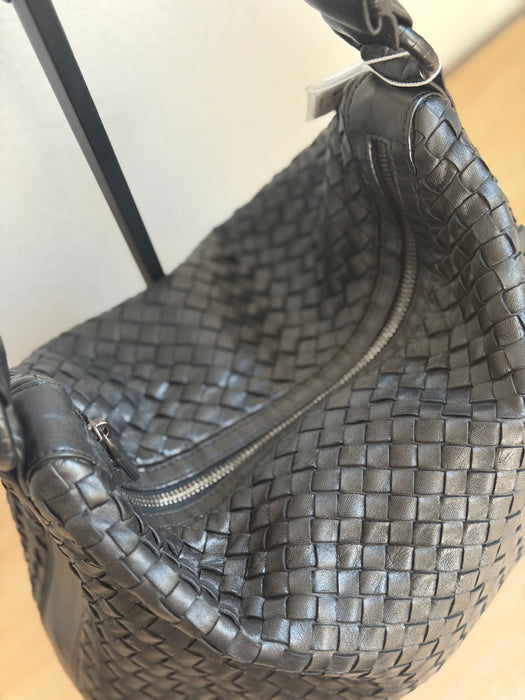 Bottega Intrecciato Adjustable strap Hobo