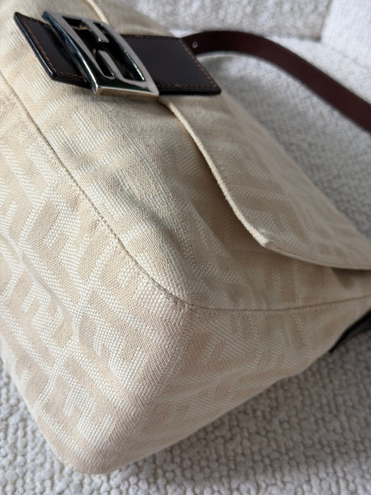 Fendi Mama Baguette Neutral