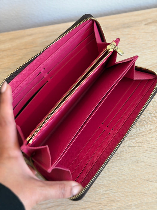 Louis Vuitton Vivienne Animation Zippy Wallet (Full Set)