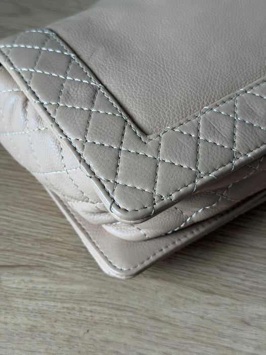 Chanel Reverso Flap Boy Bag - Old medium