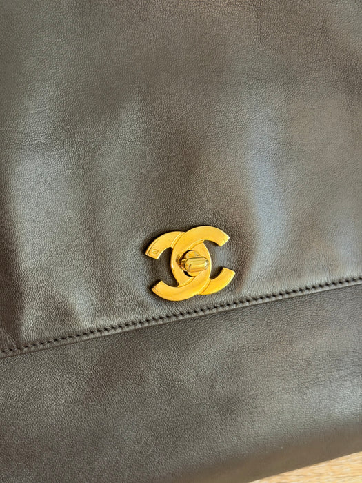 Chanel Turnlock Cocomark