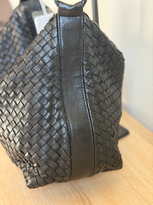 Bottega Intrecciato Adjustable strap Hobo
