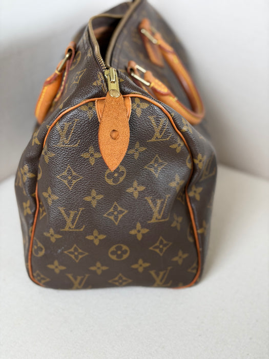 Louis Vuitton Speedy 30