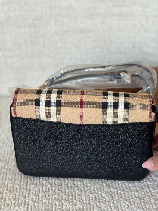 Burberry Wallet on Chain