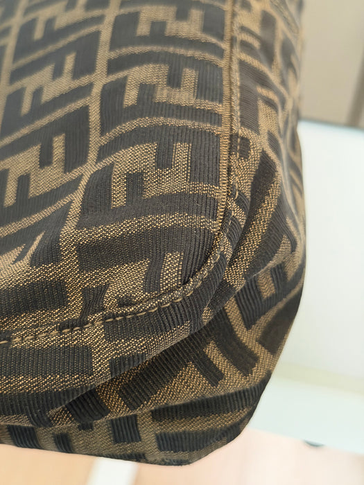 Fendi Mama Maxi Baguette