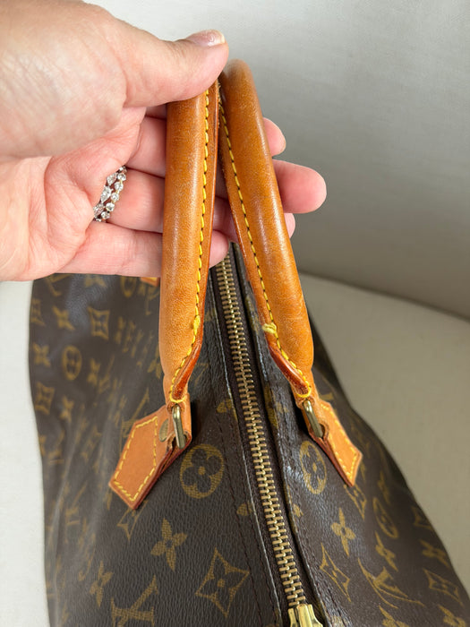 Louis Vuitton Speedy 30