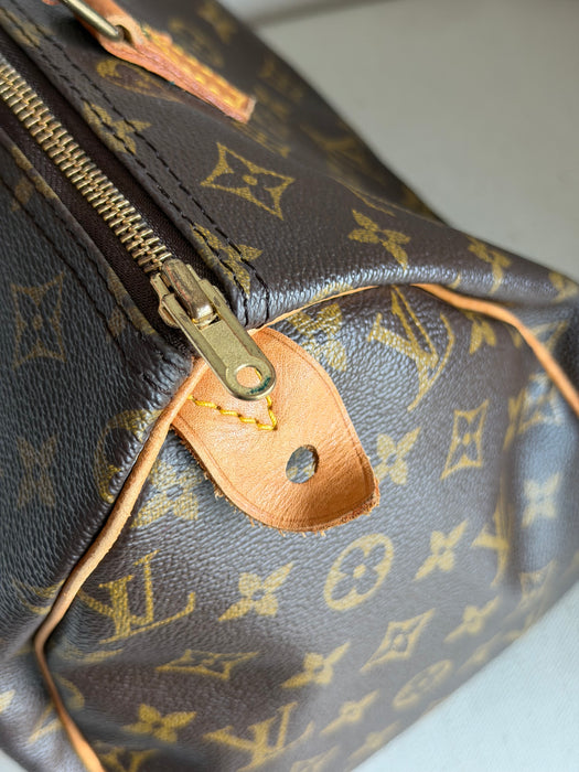 Louis Vuitton Speedy 30 with Strap