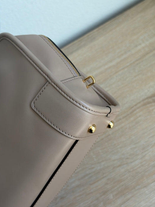 Loewe Amazona 23