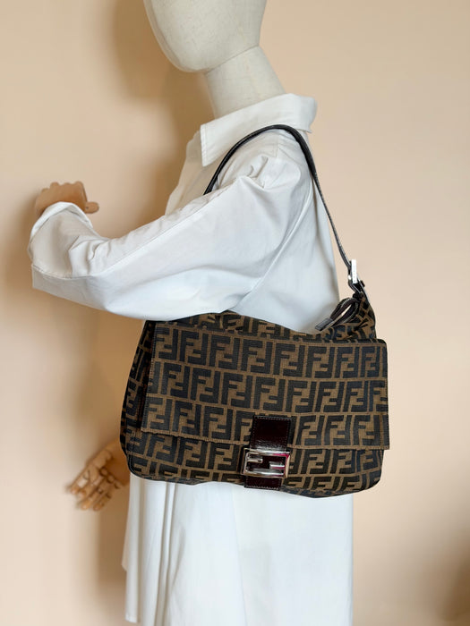 Fendi Maxi Mama Baguette