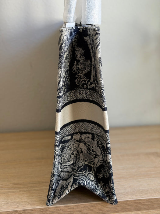 Dior Toile Book Tote: New Full Set