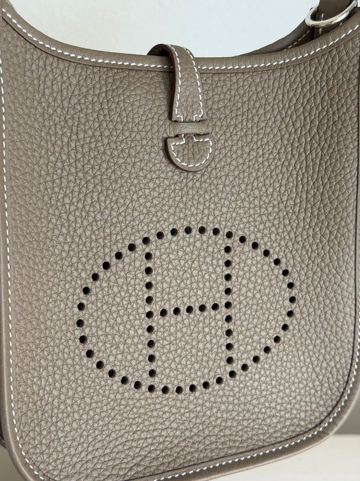 Hermes Taurillon Clemence Evelyne TPM Etoupe - NEW