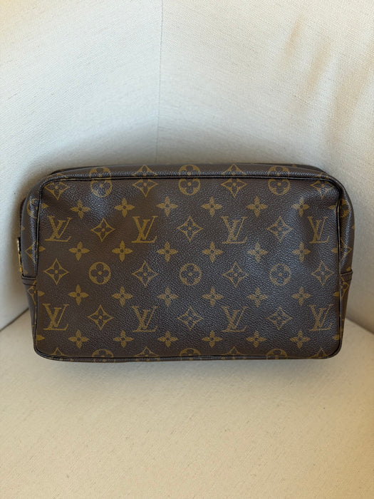 Louis Vuitton Truth Toilet 28 Monogram