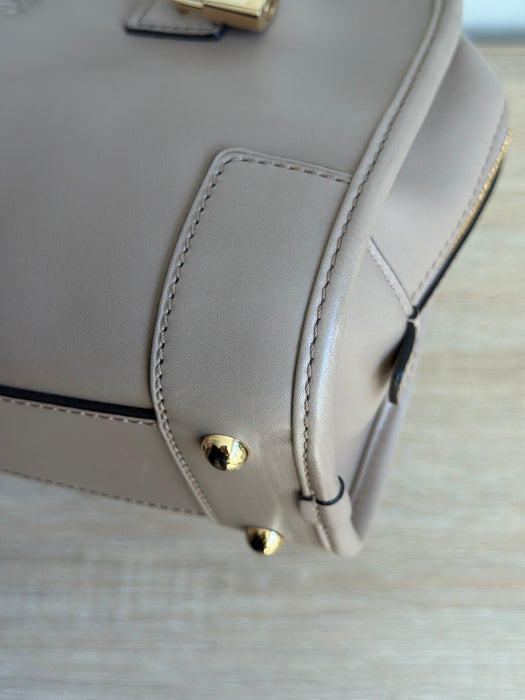 Loewe Amazona 23