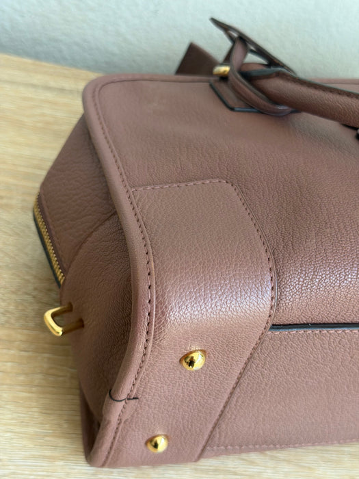 Loewe Amazona 28