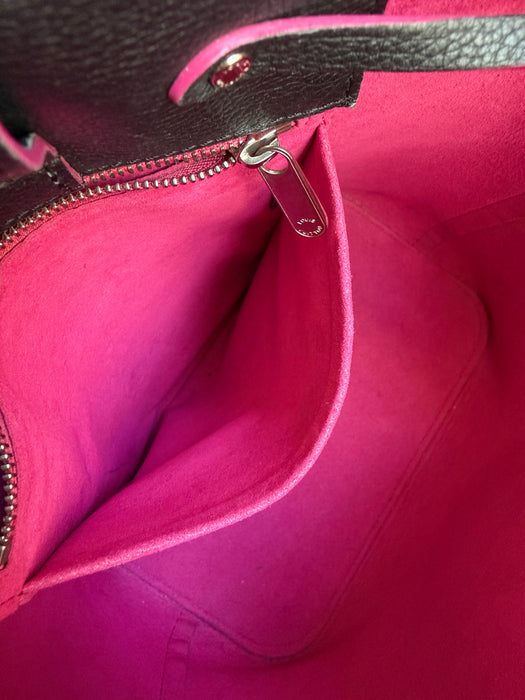 Louis Vuitton Lockme Bucket