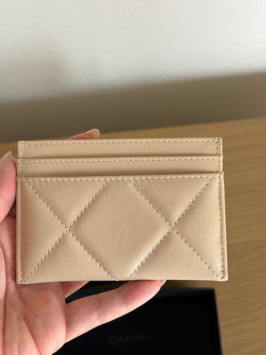 Chanel 19 Cardholder Lambskin