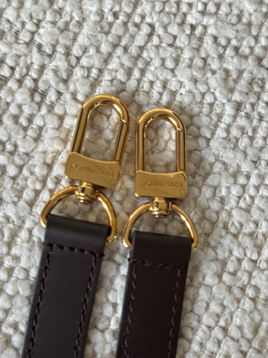 Louis Vuitton Bandouliere 35