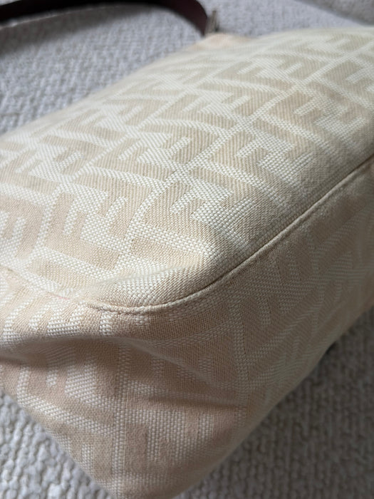 Fendi Mama Baguette Neutral