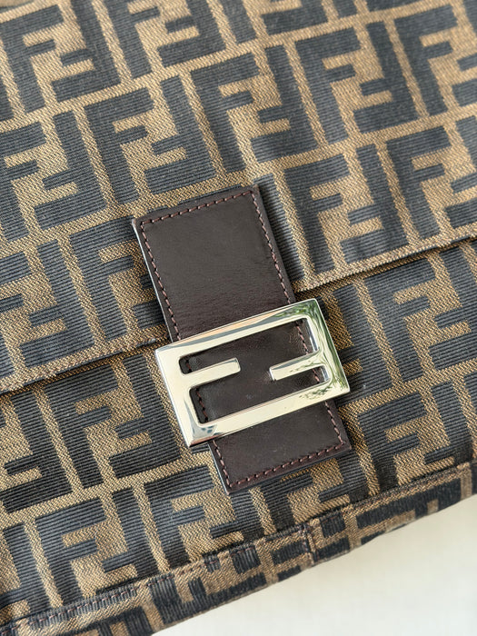 Fendi Maxi Mama Baguette