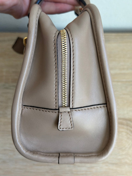 Loewe Amazona 23
