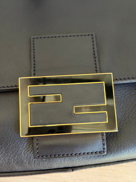 Fendi Vintello Big Forever Mama Baguette in Dark brown
