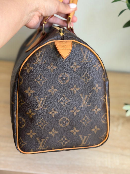 Louis Vuitton Speedy 30
