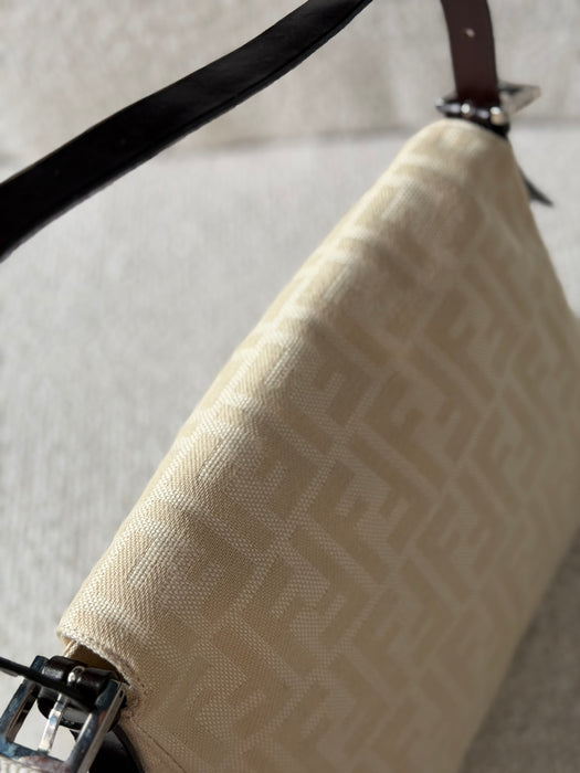 Fendi Mama Baguette Neutral