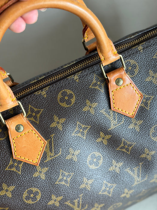 Louis Vuitton Speedy 30 with Strap