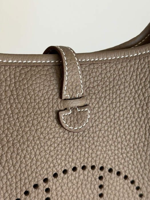 Hermes Taurillon Clemence Evelyne TPM Etoupe - NEW