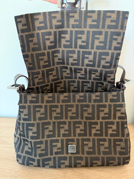 Fendi Mama Baguette