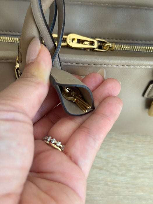 Loewe Amazona 23