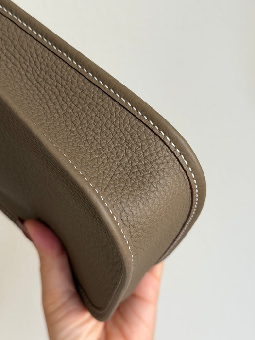 Hermes Taurillon Clemence Evelyne TPM Etoupe - NEW