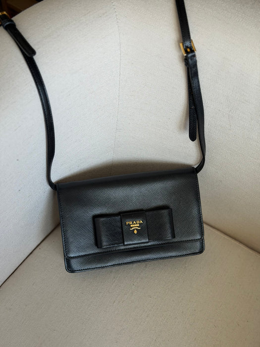 Prada Saffiano Bow Wallet on Chain
