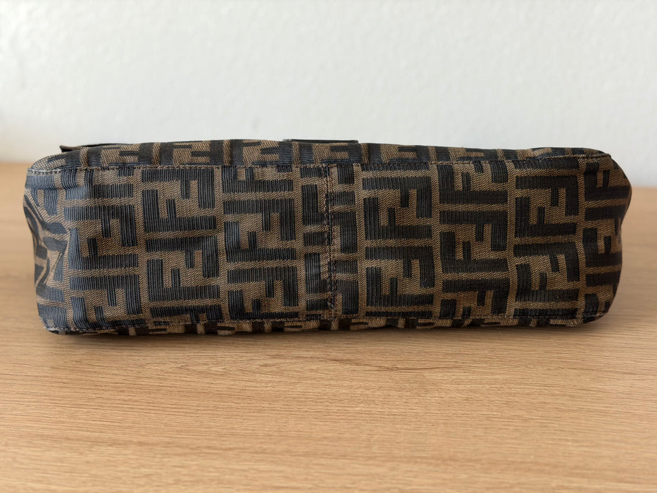 Fendi Mama Maxi Baguette SHW