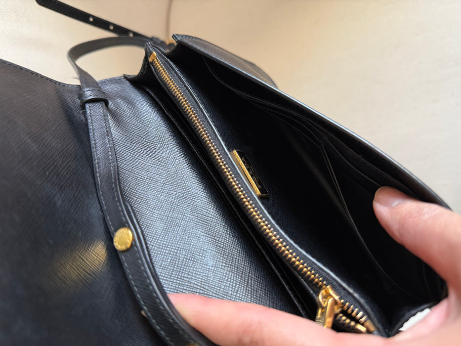Prada Saffiano Bow Wallet on Chain
