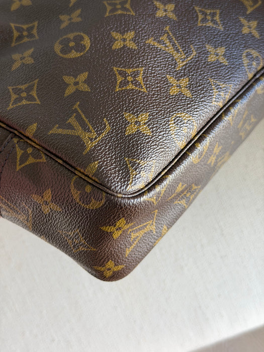 Louis Vuitton Trousse de Toilette 28