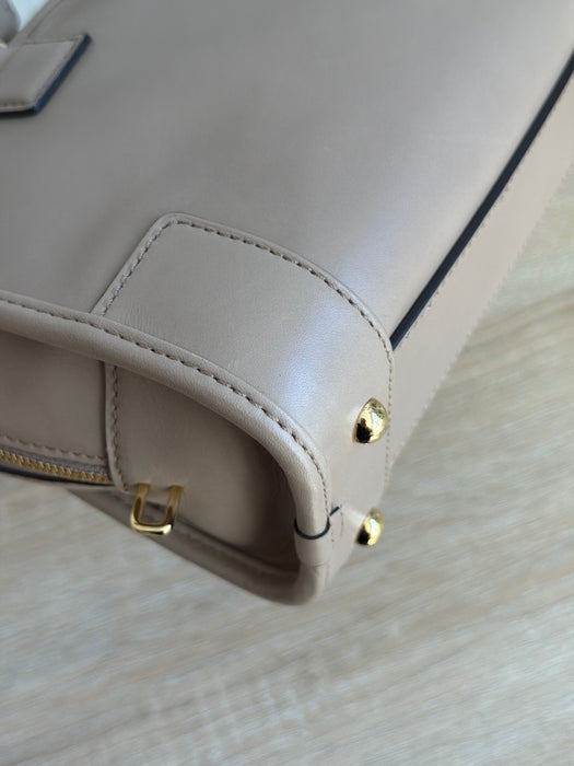 Loewe Amazona 23