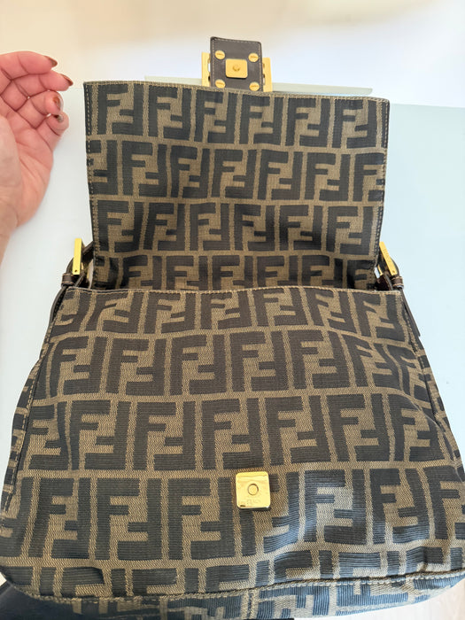 Fendi Mama Baguette GHW